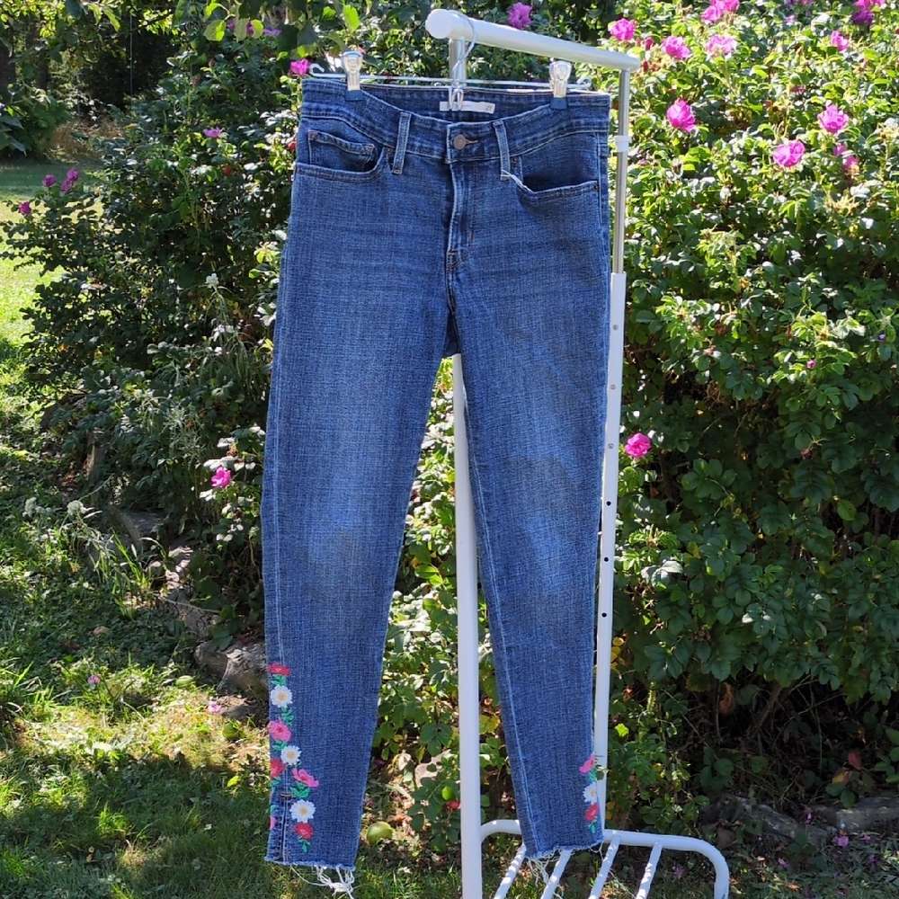 Levi's Blue Jeans with Floral Embroidery